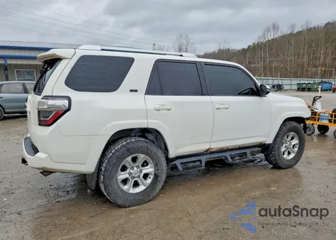 2015 Toyota 4Runner Sr5/Sr5 Premium z USA, uszkodzony, nr VIN JTEBU5JR0F5223217